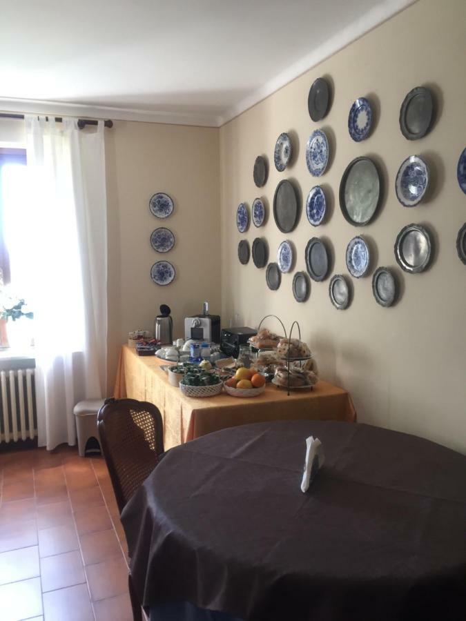 Villa Le Rose Cavour Esterno foto