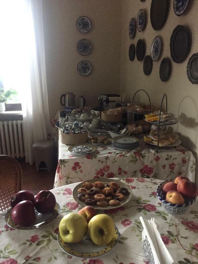 Villa Le Rose Cavour Esterno foto