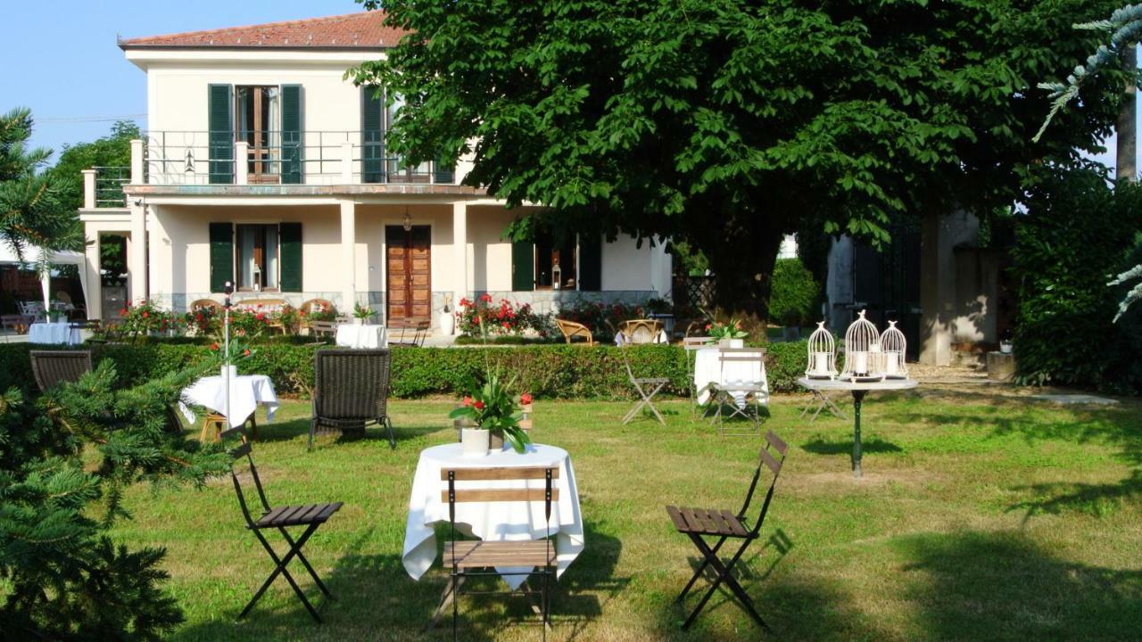Villa Le Rose Cavour Esterno foto