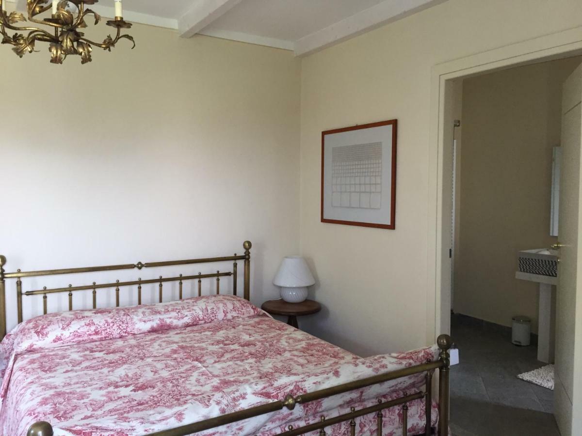 Villa Le Rose Cavour Esterno foto